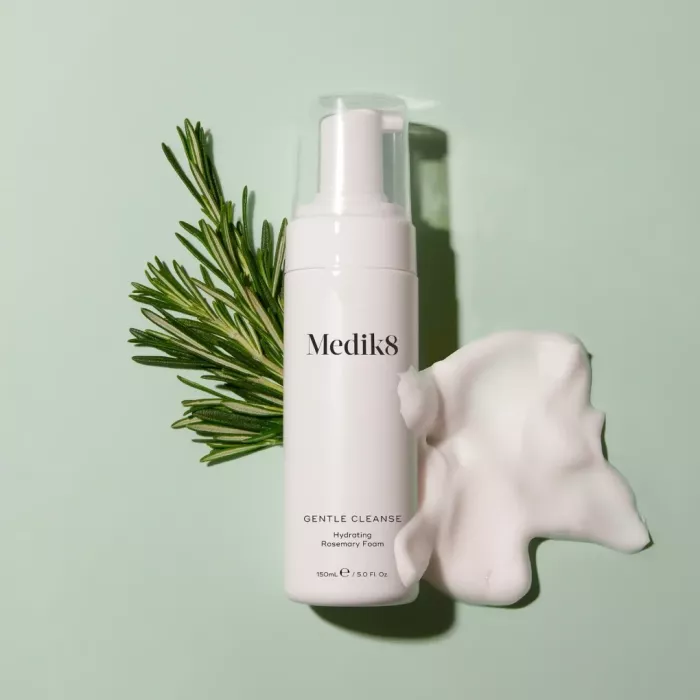 GENTLE CLEANSE™ MEDIK8