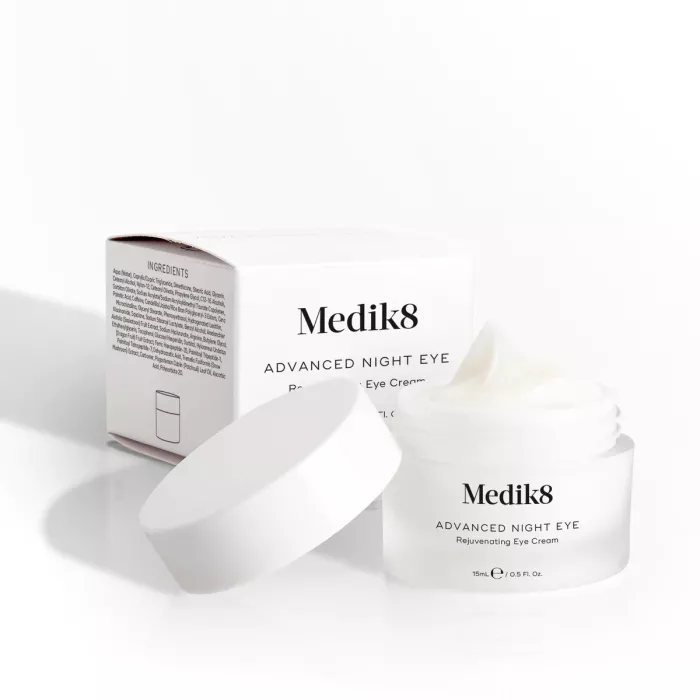 КРЕМ ПІД ОЧІ ЗВОЛОЖУЮЧИЙ ADVANCED NIGHT EYE™ MEDIK8