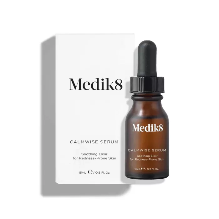 СИРОВАТКА ДЛЯ ОБЛИЧЧЯ ВІД ПОЧЕРВОНІННЯ CALMWISE™ SERUM MEDIK8